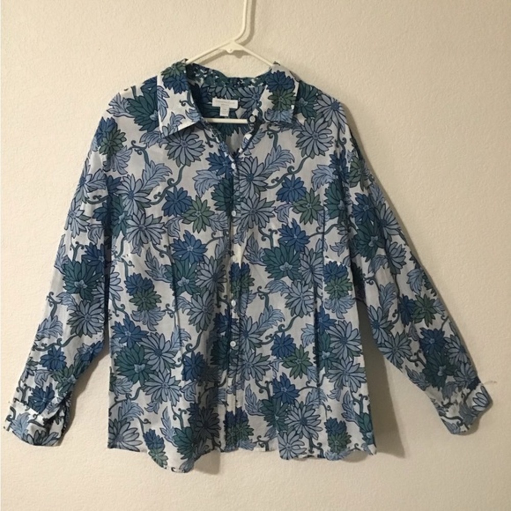 Women’s blouse. Size 24W. Charter club.
